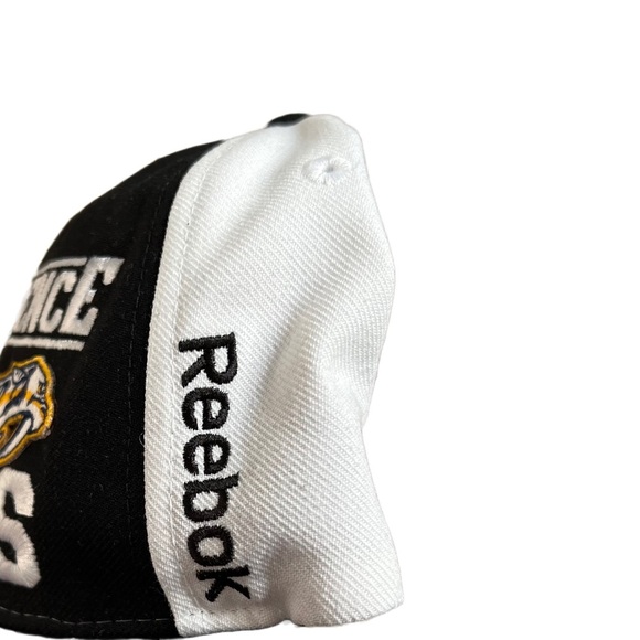 REEBOK BLACK & WHITE NASHVILLE PREDATORS 2017 CONFERENCE CHAMPIONS SNAPBACK HAT - Picture 4 of 6